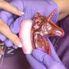 Unikornis Portalanító Kefe – Arany - Perfect Nails